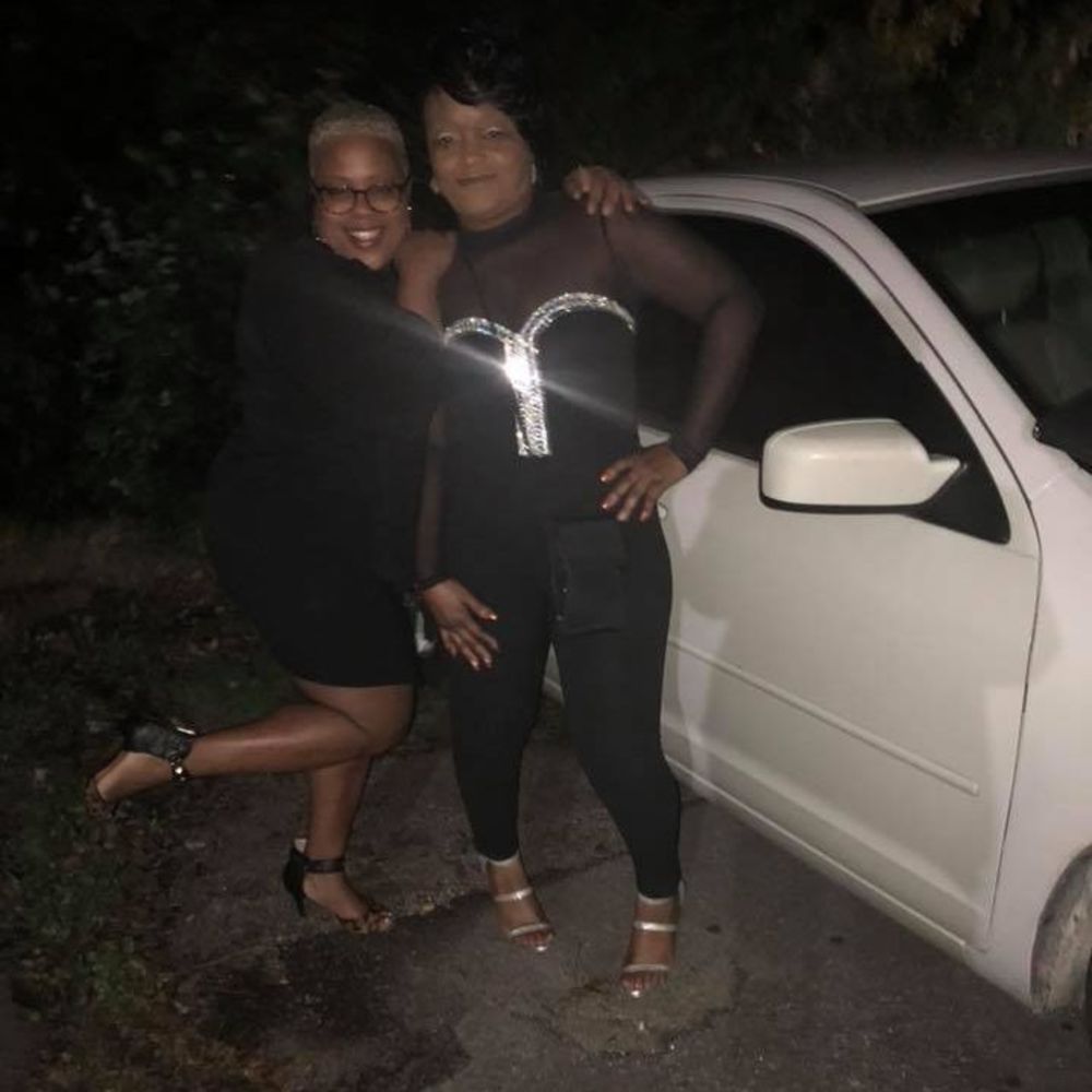 Meet your Posher, Latoya